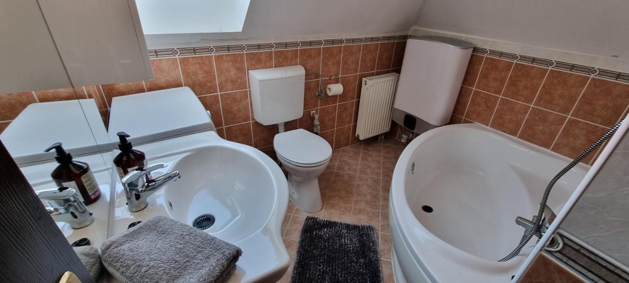 Apartman For 4 Siofok Dış mekan fotoğraf